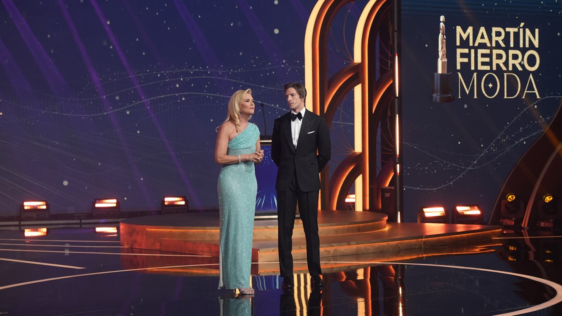 La ceremonia principal será conducida por Valeria Mazza e Iván de Pineda 