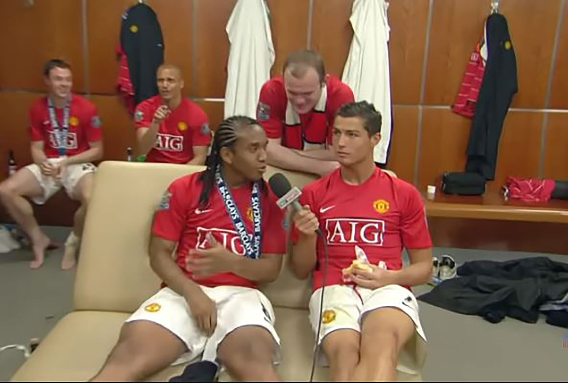 La experiencia en Manchester United enseñó a Anderson la importancia de la constancia, el sacrificio y el significado de la camiseta para triunfar en el fútbol profesional