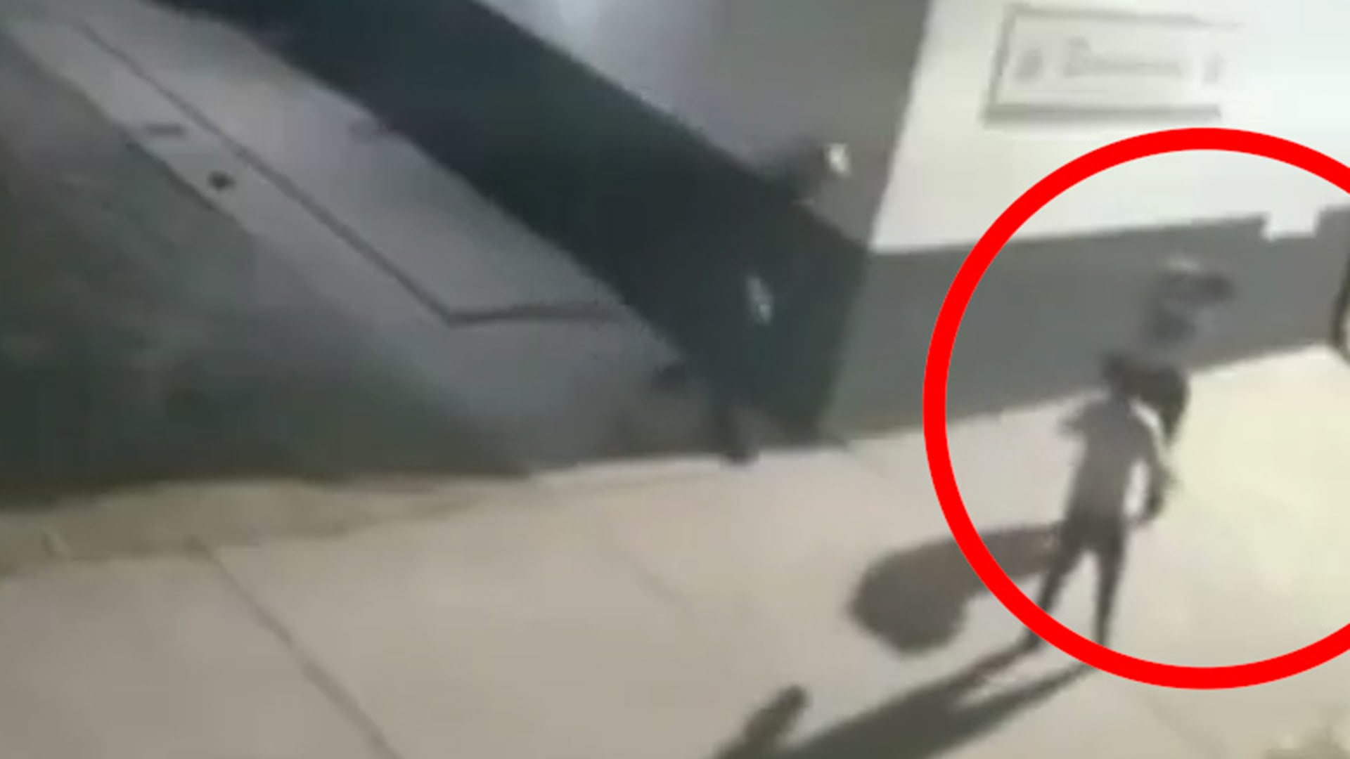 En medio de su huída del lugar, Braian Medina se percató de la herida de arma blanca que había sufrido en medio de la pelea.