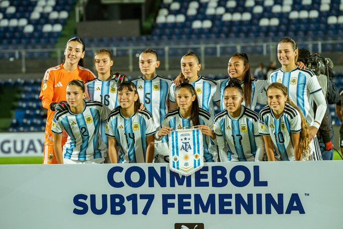 El equipo titular de la selección argentina para enfrentar a Brasil en la final del Sudamericano Sub 17