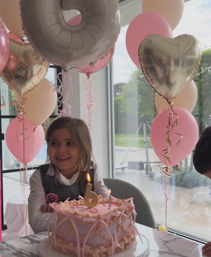 Valentina anticipó que el gran festejo con amigos será en los próximos días, mientras Olivia disfrutó de una jornada rodeada de amor y dedicación familiar