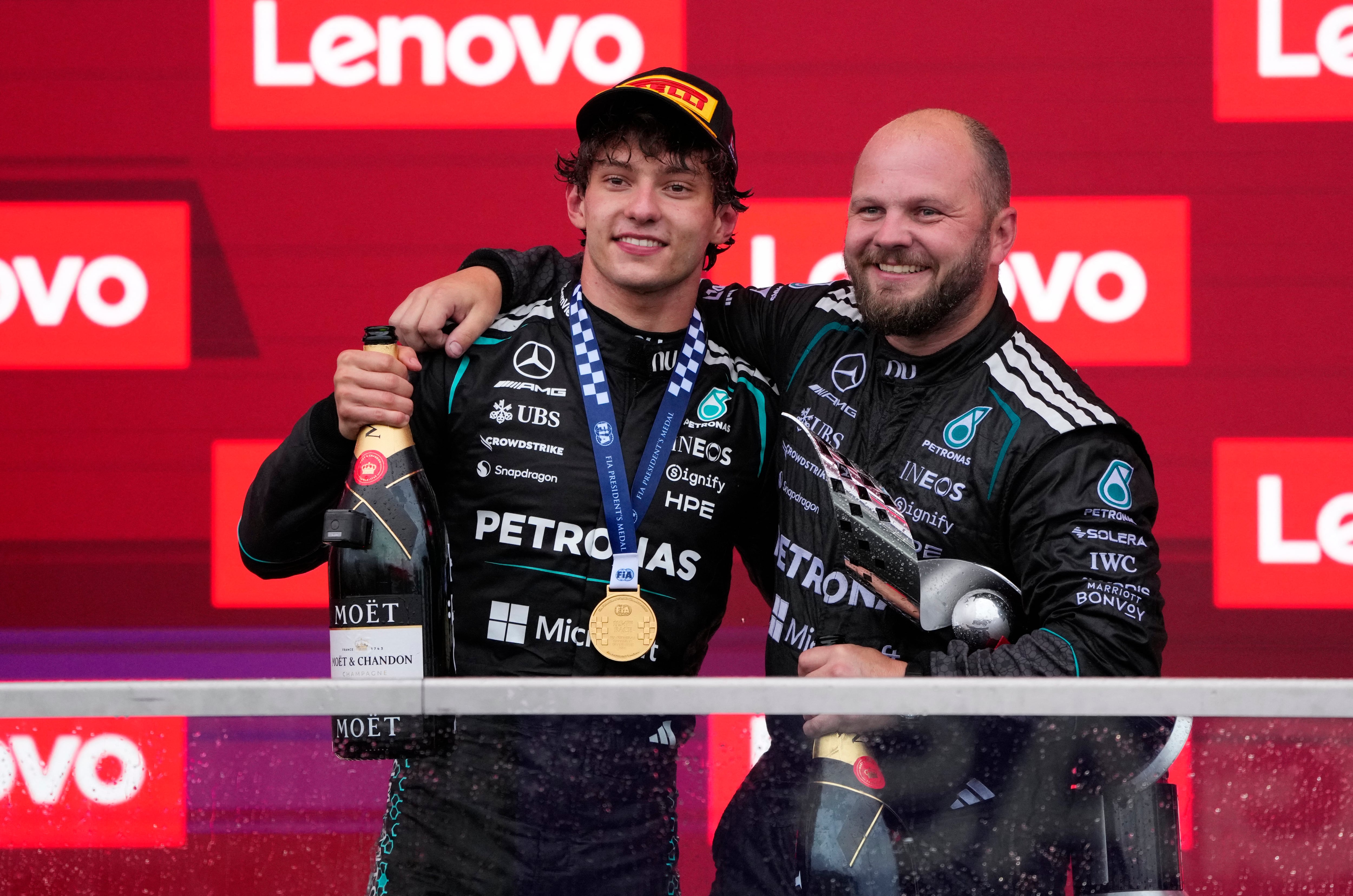 Kimi Antonelli se afirmó en el liderazgo del campeonato de pilotos y Mercedes en el de Constructores (REUTERS/Mathieu Belanger)