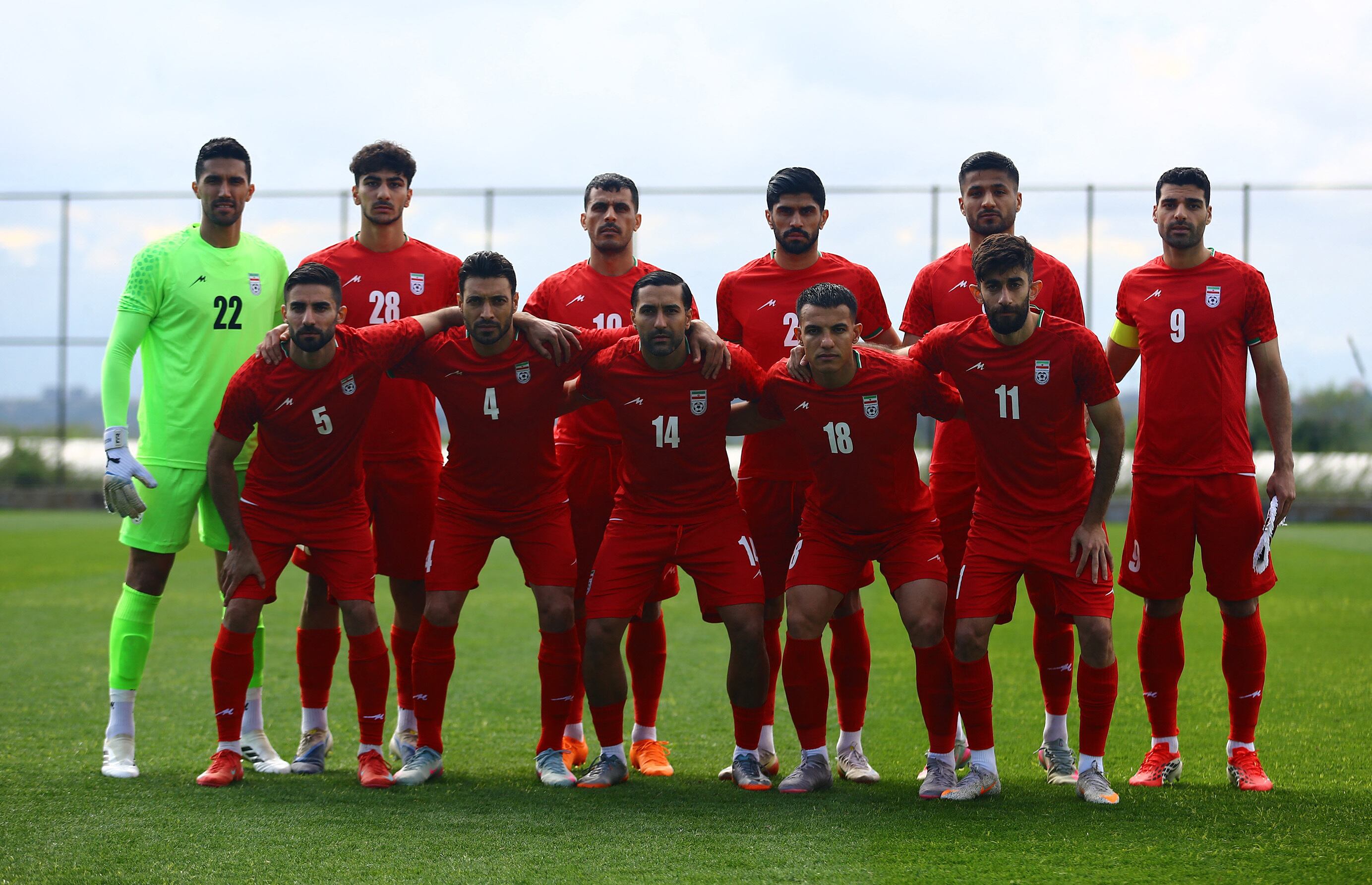 La camiseta que usará Irán en el Mundial (REUTERS/Kaan Soyturk)