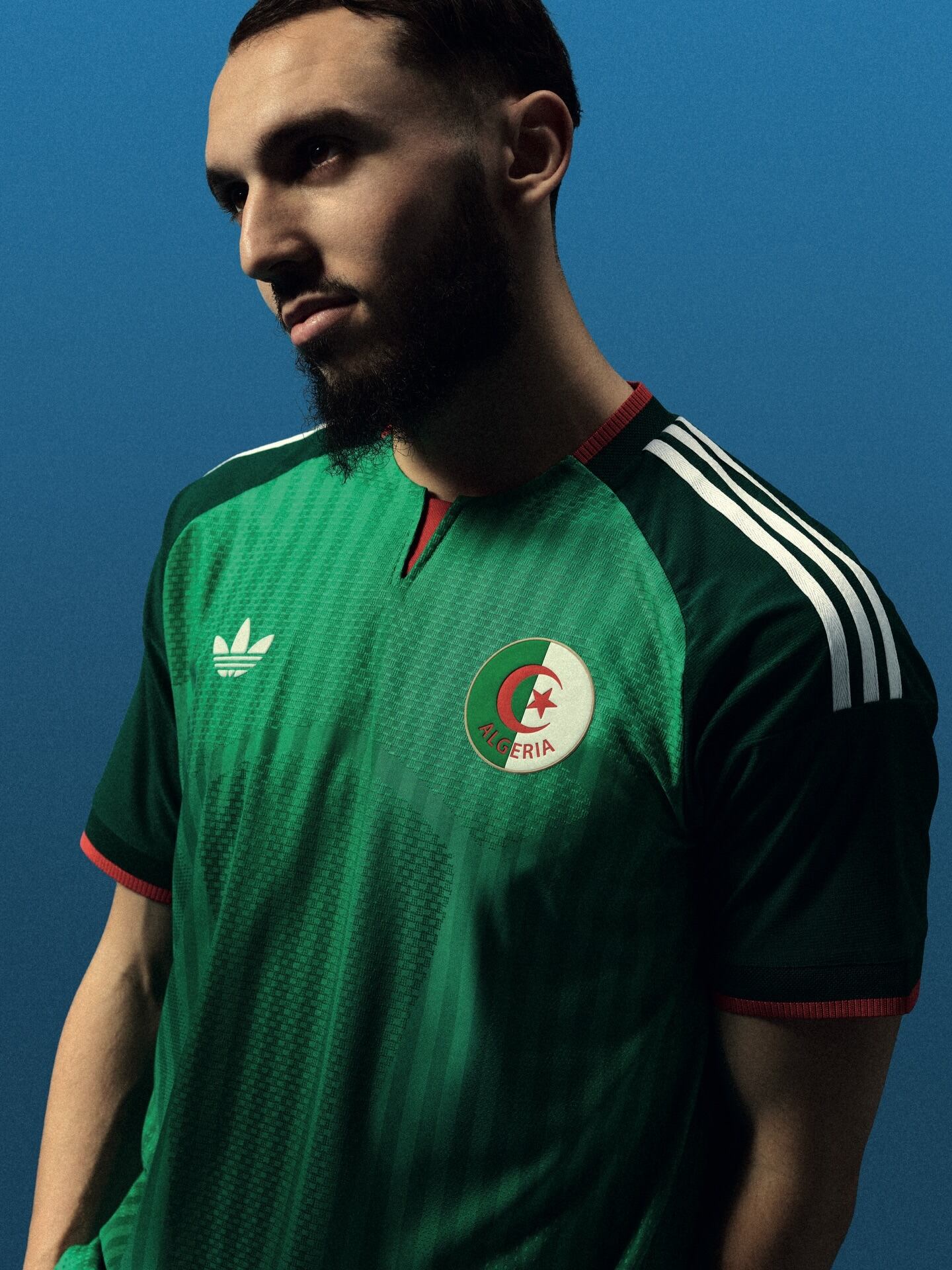 La camiseta suplente de Argelia (@adidasfootball)