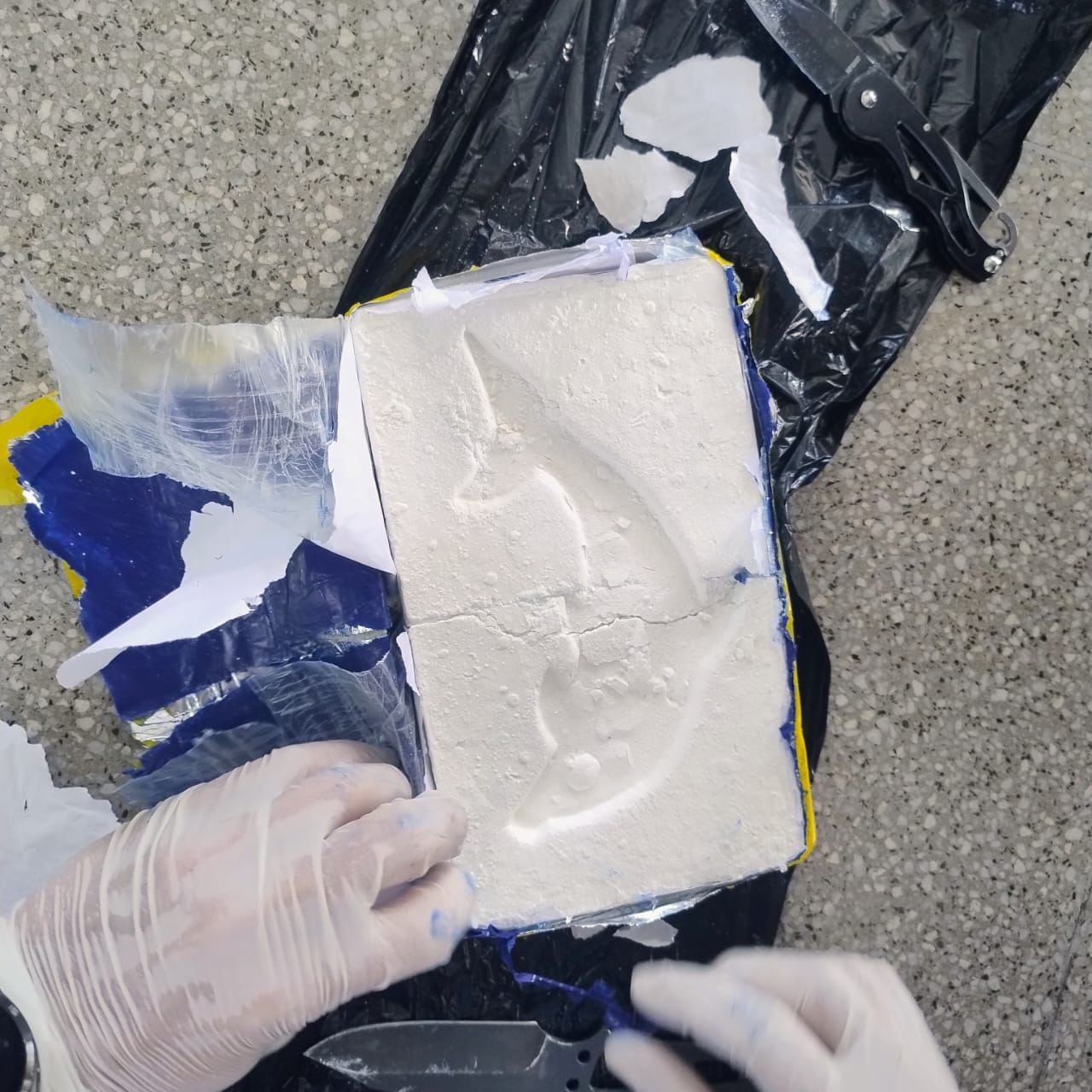 Aterrizó una avioneta con cocaína en una zona rural de Santa Fe: persecución y dos vehículos secuestrados