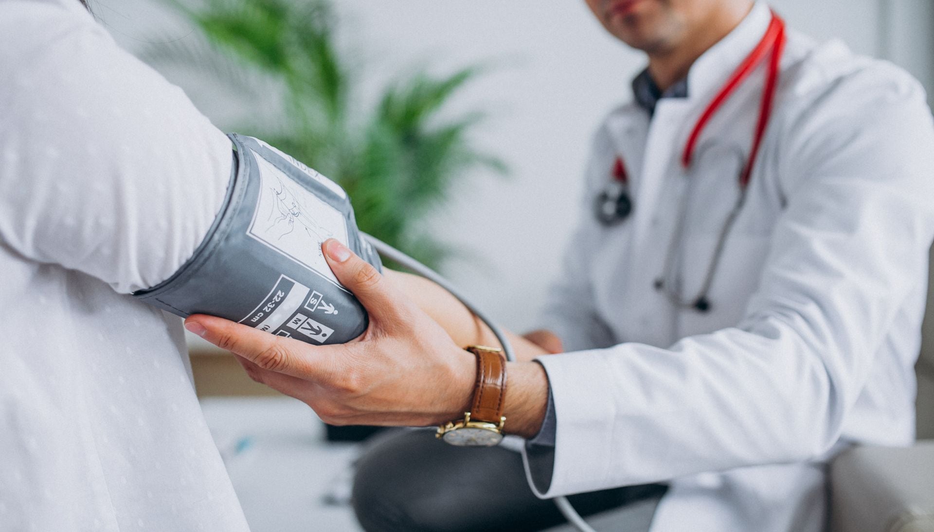 La cobertura sanitaria universal aumentó de 68 a 71 entre 2015 y 2023 un ritmo mucho más lento que el registrado en años anteriores (Freepik)