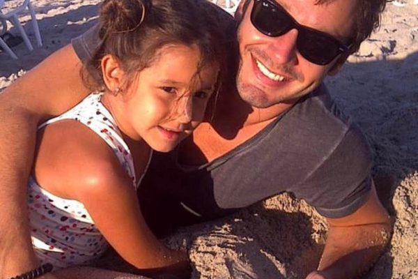 Bejamaín Vicuña y la emoción de su amor inquebrantable por Blanca: “Duermo tranquilo a tu lado, mi niña eterna”