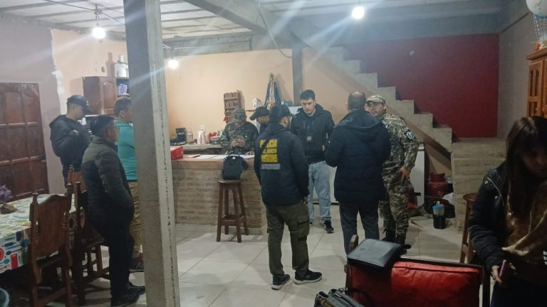 Búsqueda del joven de 21 años en Chaco: detuvieron a 4 personas y secuestraron objetos clave
