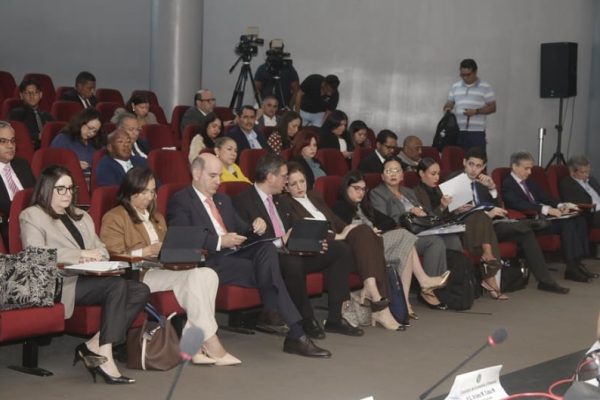 Cámara de Comercio llama a no renunciar a las fortalezas de la economía panameña