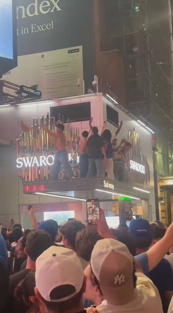 La ciudad recupera la esperanza y la pasión por los Knicks tras años de frustraciones deportivas (@KnicksMuse/X)
