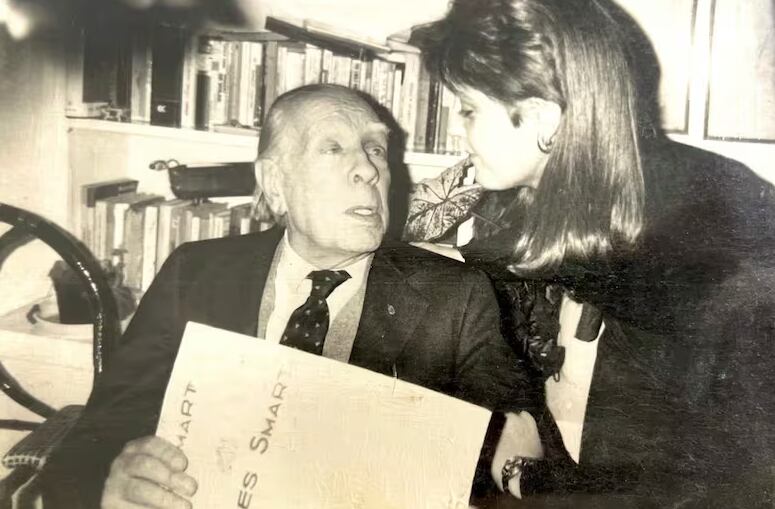 La actriz condujo a Borges por el centro porteño en un Fiat 600 durante una cita literaria inolvidable