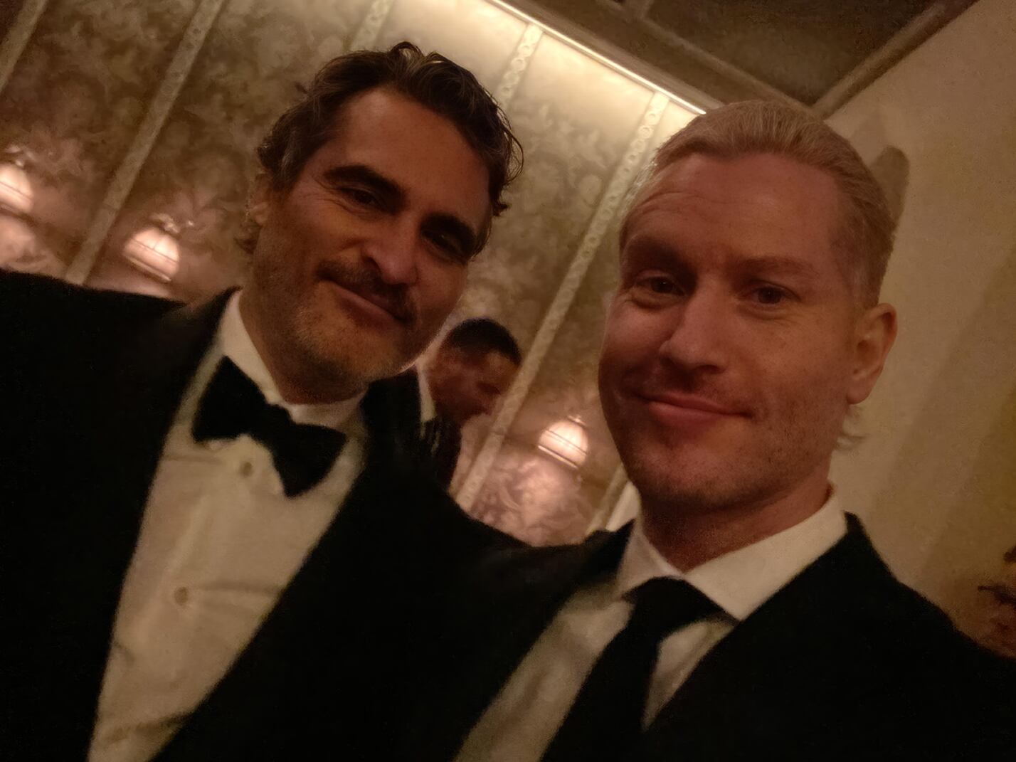 Insolera junto a Joaquin Phoenix, una de las grandes estrellas de Hollywood