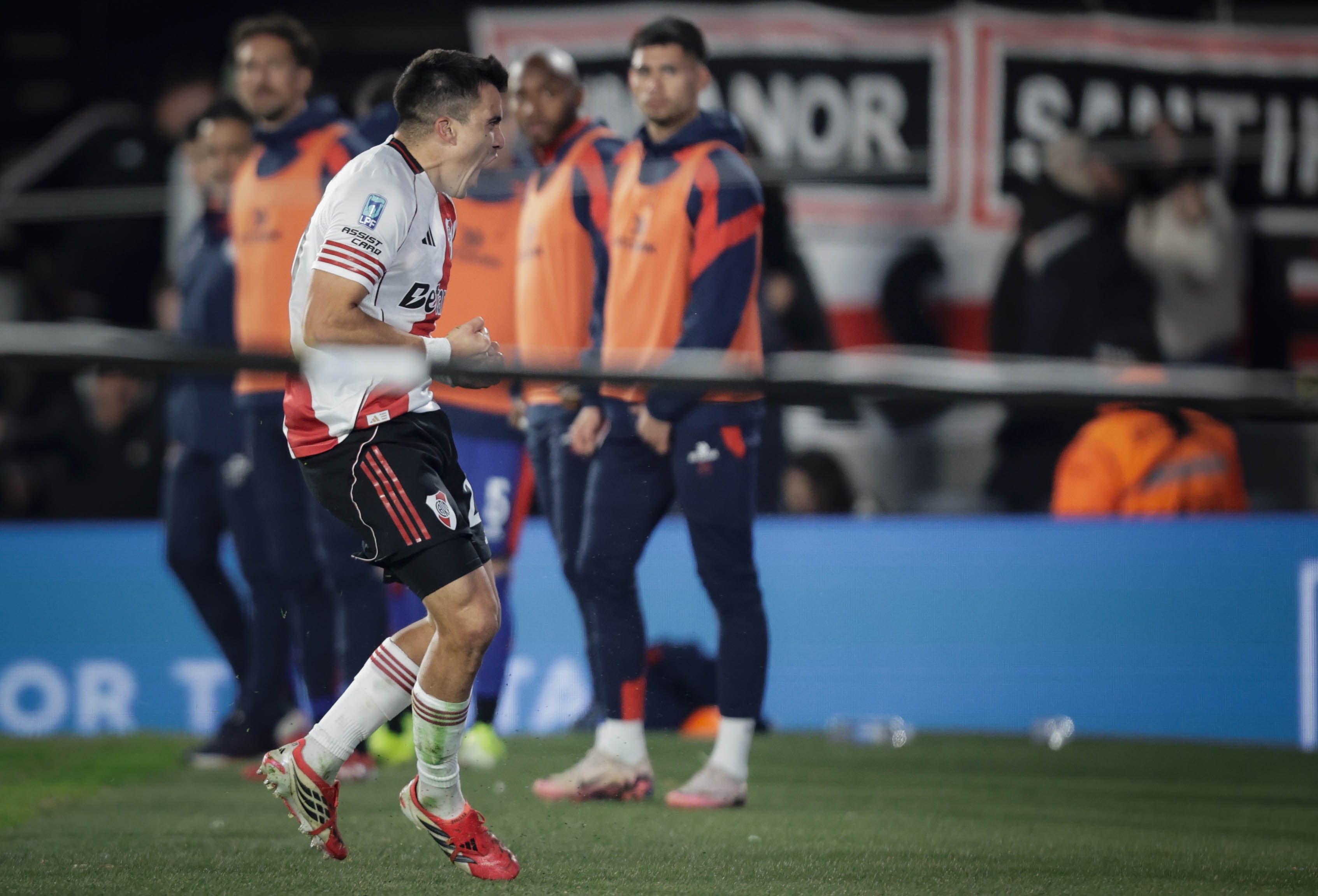 Marcos Acuña marcó el gol del empate para River ante San Lorenzo por los octavos de final del Torneo Apertura Foto: FOTOBAIRES Octavos de Final. Torneo Apertura. Liga Profesional.