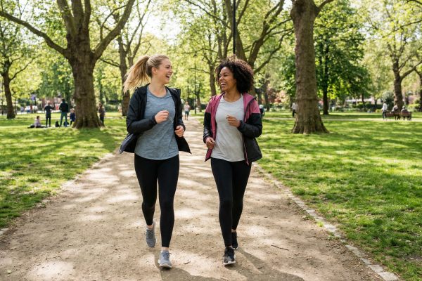 Cómo cambian las necesidades nutricionales femeninas en cada etapa de la vida