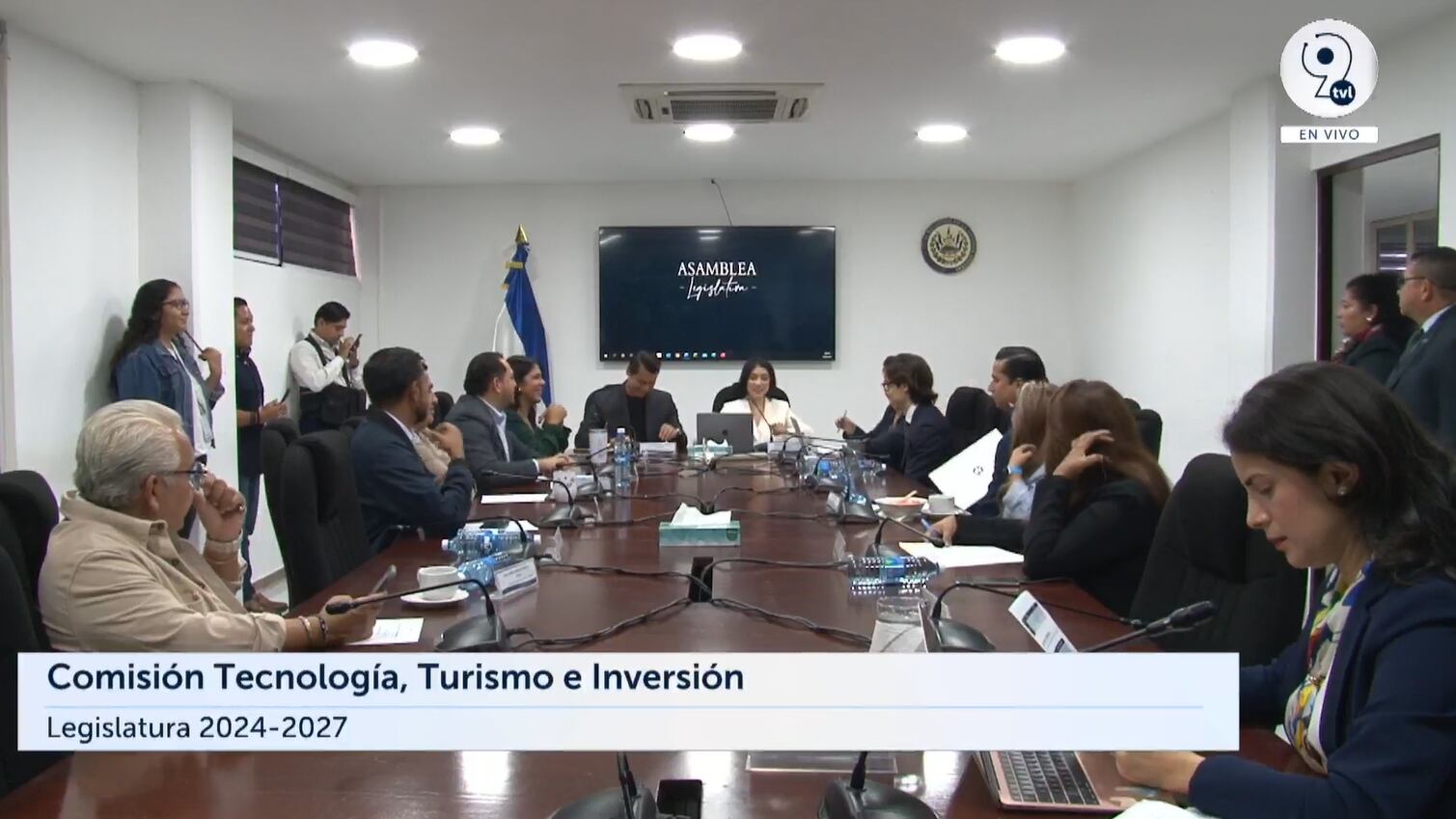 El análisis de la nueva ley en la Asamblea enfrenta interrogantes sobre límites en sectores estratégicos y mecanismos de supervisión. Un debate que revela tensiones y expectativas en torno al impulso inversor (Captura de Pantalla de la transmisión en directo)