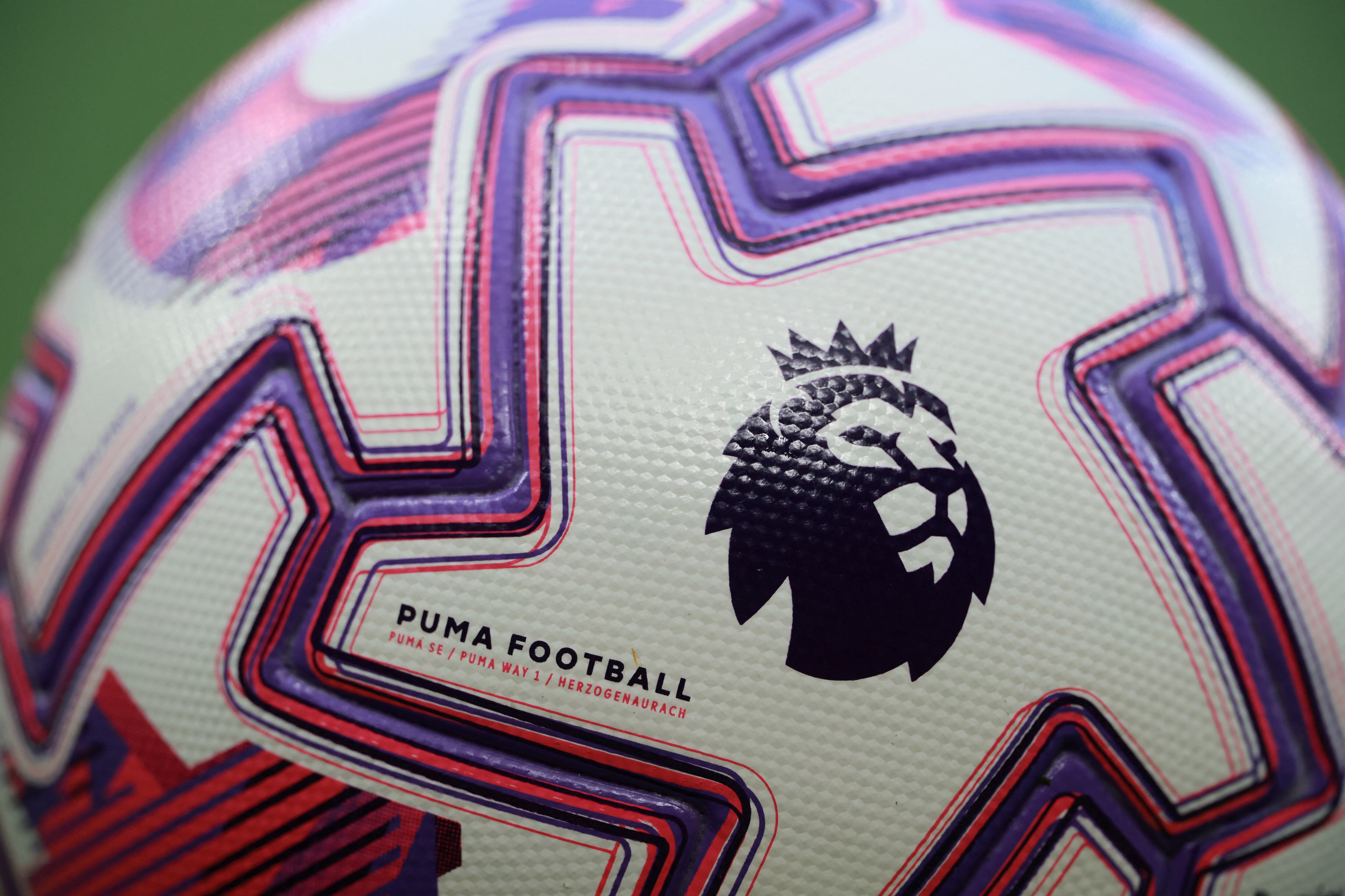 FIFA impulsa la regla de 'Rookies' para exigir presencia obligatoria de un jugador sub-21 local en todos los equipos de la Premier League (REUTERS/Phil Noble)