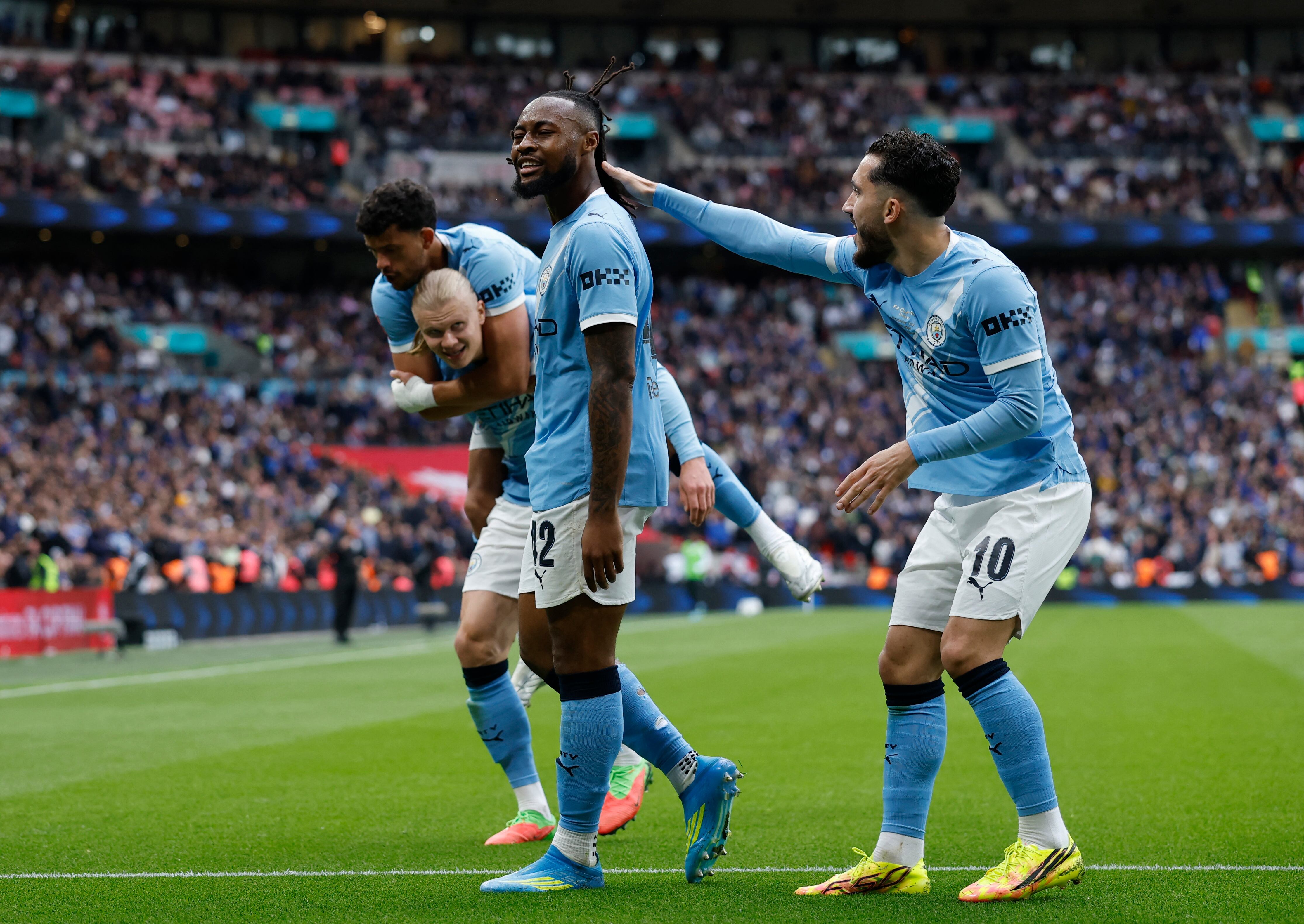  El Manchester City conquistó la FA Cup con un gol de taco inolvidable de Antoine Semenyo (Reuters/Peter Cziborra)