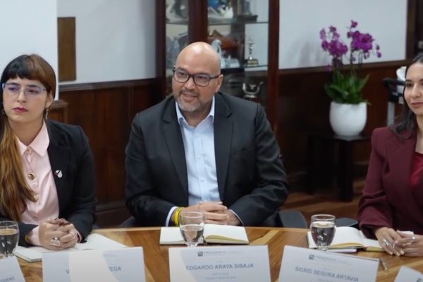 Costa Rica: Laura Fernández pidió a diputados “trabajar en equipo” tras reuniones en Casa Presidencial