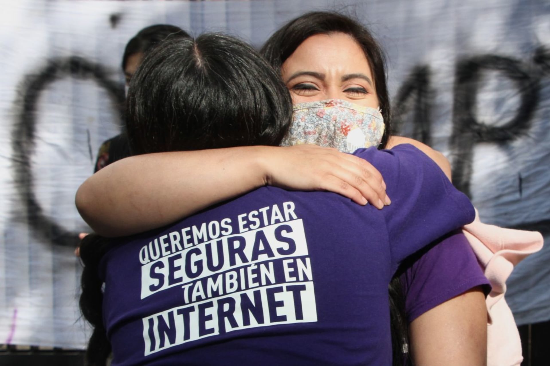 En 2023 el movimiento de Defensoras Digitales se unió a la compañía AuraChat.Ai para crear OlimpIA, una app con perspectiva de género para prevenir y contener la violencia digital. En México se lanzó en 2024 y en Argentina está disponible desde 2025 y ya acompañó a más de ocho mil personas (Rogelio Morales/ Cuartoscuro)