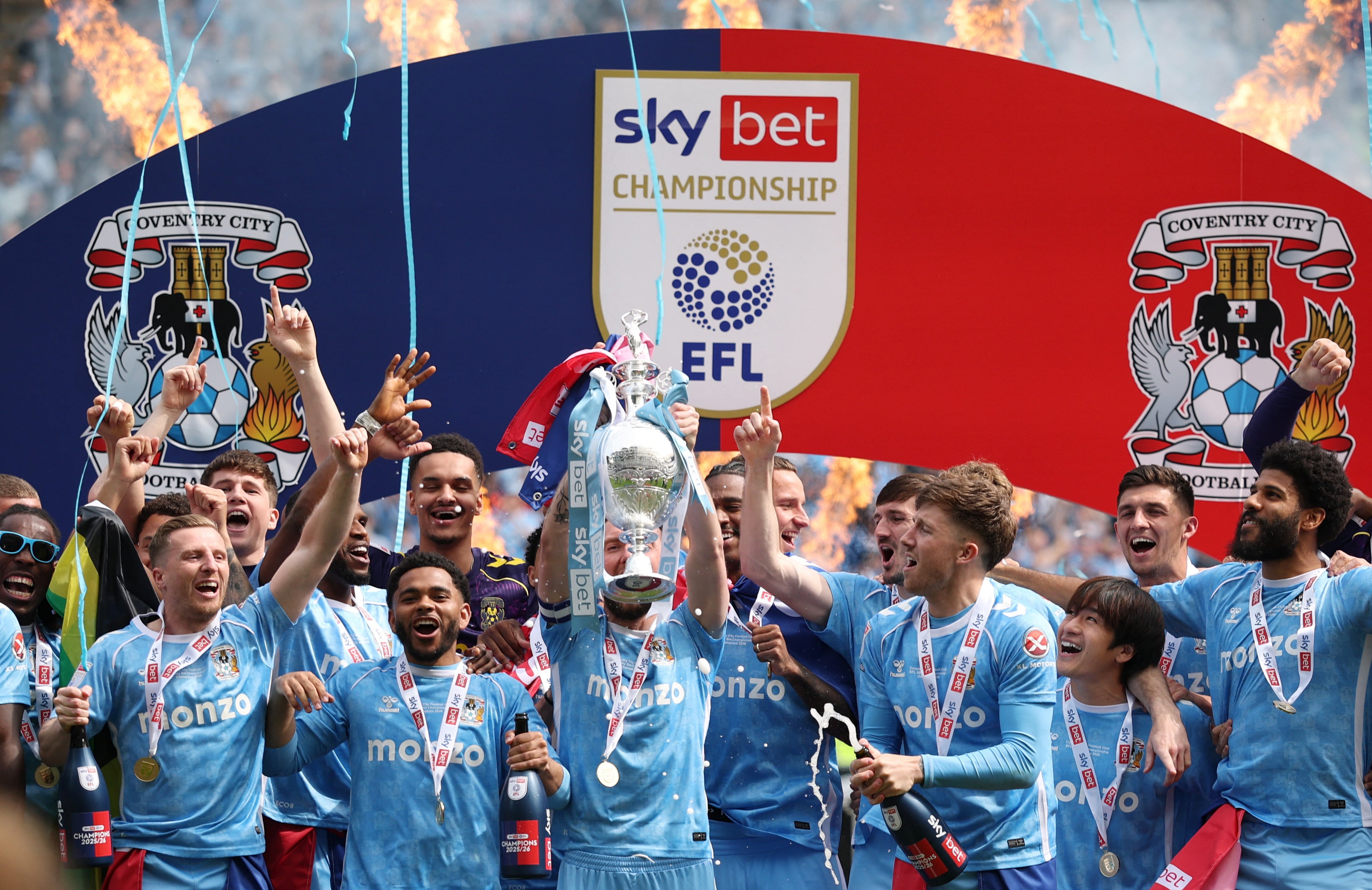 Coventry City jugará la próxima temporada en la Premier League, luego de coronarse en la Segunda División (Crédito: Reuters/Andrew Boyers)