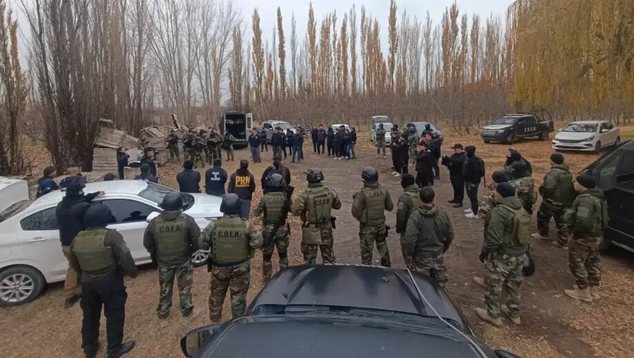Las fuerzas provinciales secuestran drogas y dinero en nueve allanamientos simultáneos (Fuente: Río Negro)