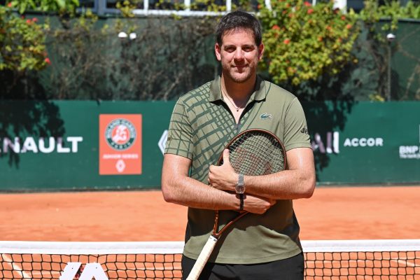Desvalijaron la casa de Juan Martín del Potro en Tandil: se llevaron trofeos, medallas y raquetas del ex tenista