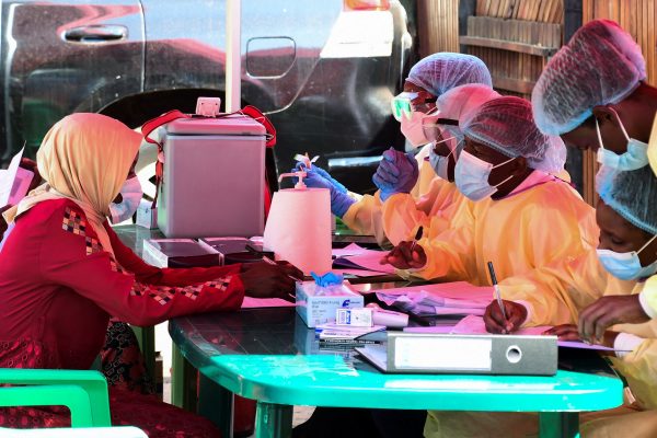 EEUU emite alerta máxima por brote de ébola en un país con decenas de muertos