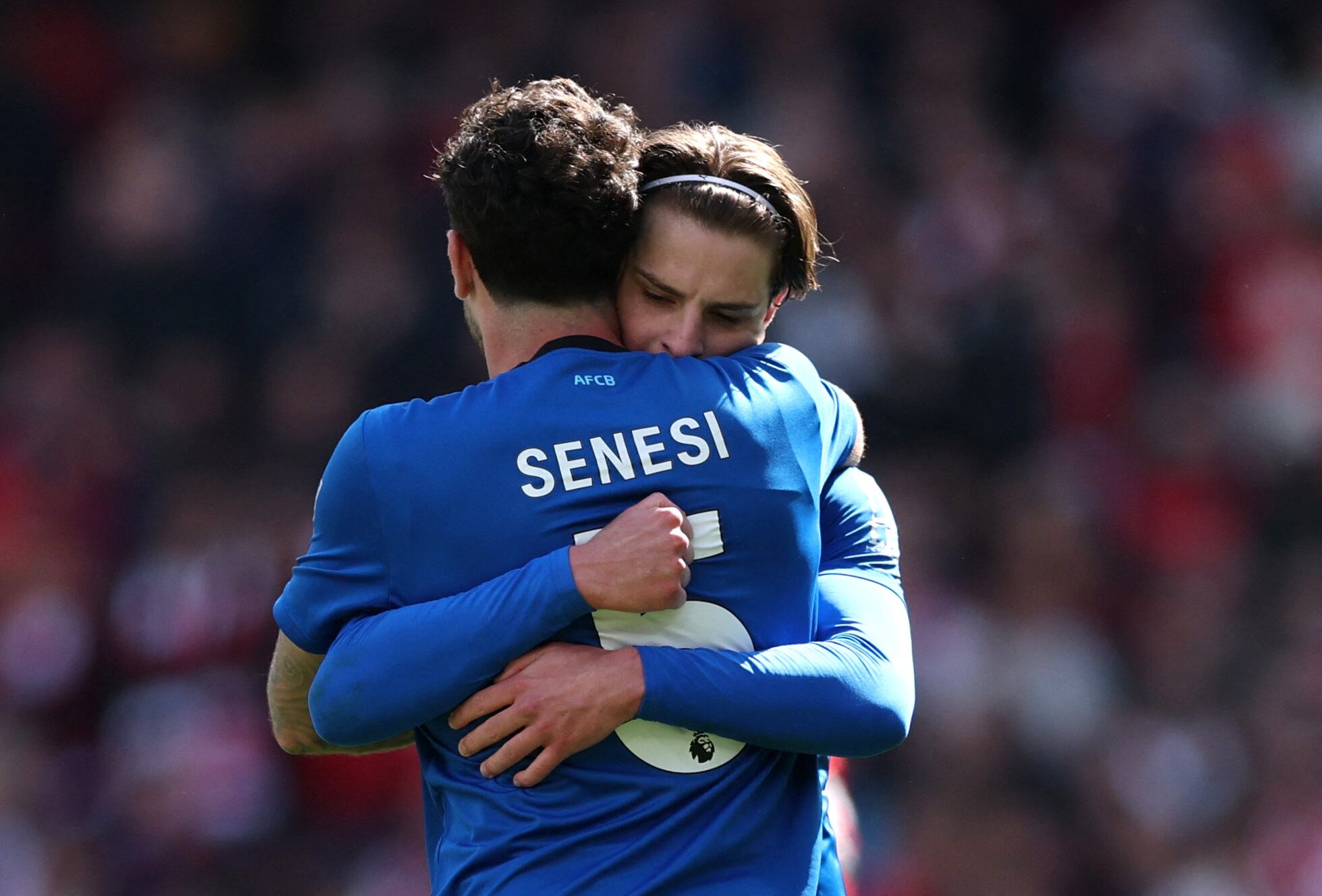 Una celebración de Marcos Senesi con la camiseta del Bournemouth (Foto Reuters/Andrew Boyers)