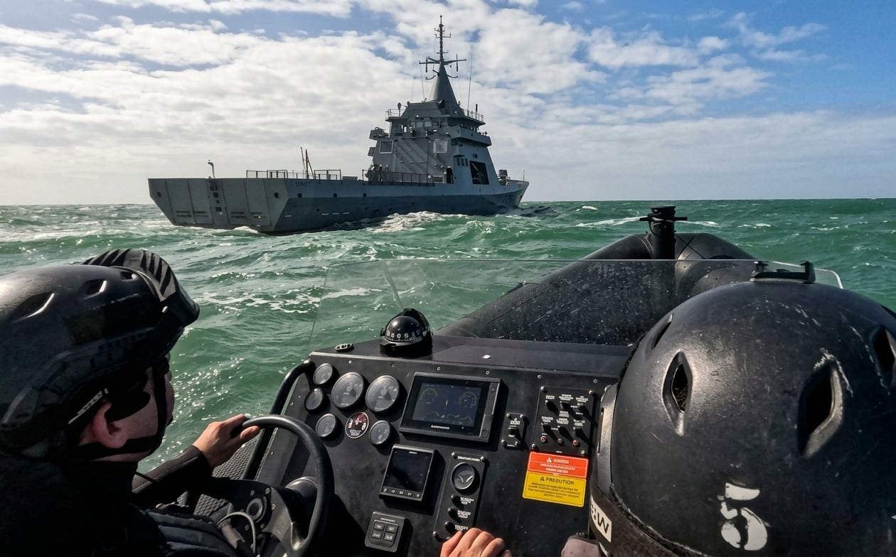 La defensa de los intereses nacionales en el Atlántico Sur exige presencia, vigilancia y tecnología avanzada (Armada Argentina)