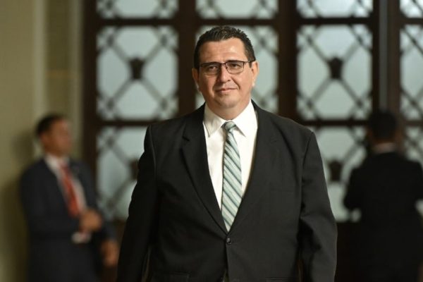 El presidente Arévalo asegura que la salida de Consuelo Porras marca transición en la fiscalía guatemalteca