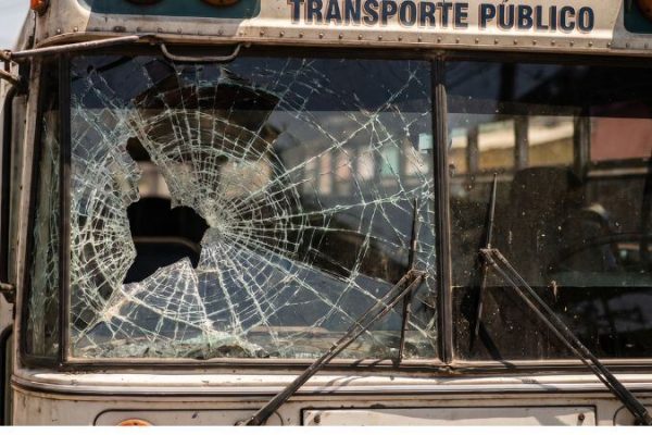 El Salvador: Condenan a prisión a miembro de barra brava por incidentes violentos tras partido de fútbol