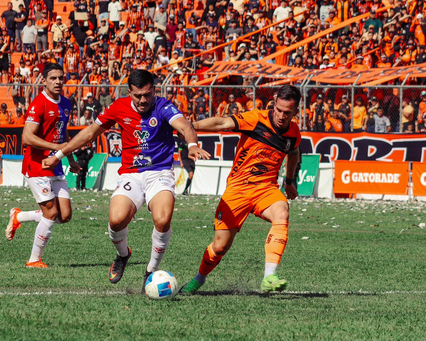El Salvador: La final entre Águila y FAS enfrenta a dos técnicos debutantes en el Clausura 2026