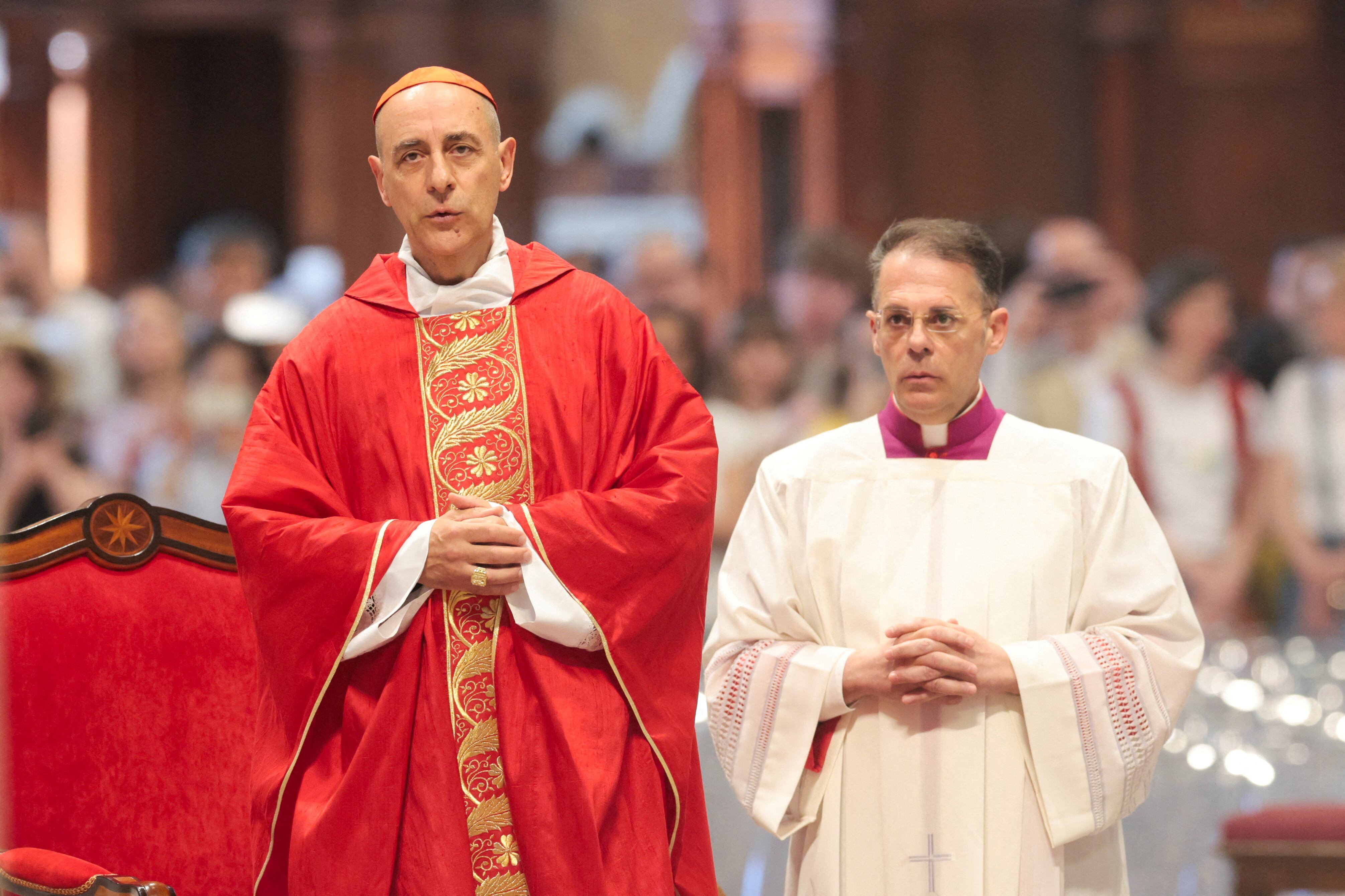 El cardenal Víctor Manuel Fernández, prefecto de la Doctrina de la Fe, advirtió que las ordenaciones previstas por los lefebvristas para julio constituirán