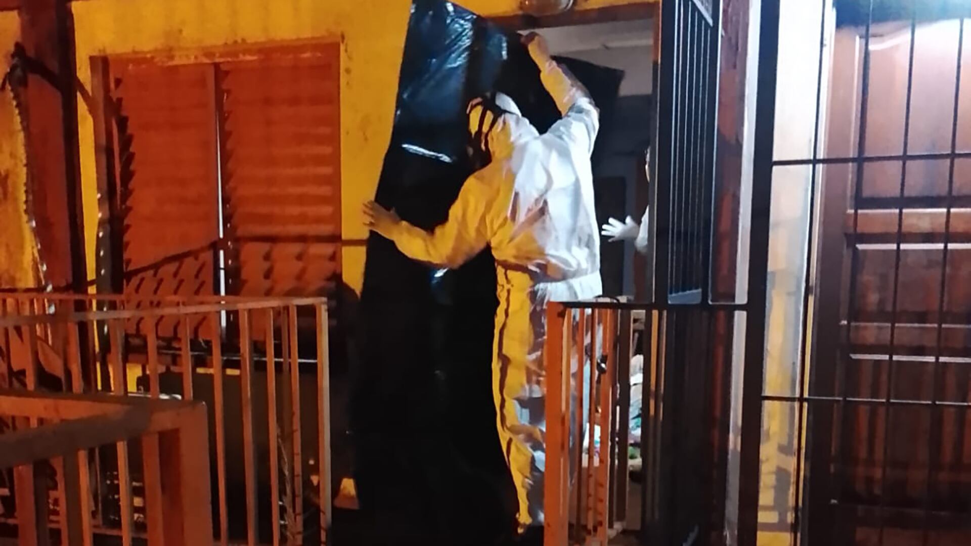 Encontraron a un hombre muerto y en avanzado estado de descomposición en su casa en Posadas