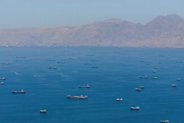 Estados Unidos atacó un barco que intentaba romper el bloqueo y llegar a un puerto iraní