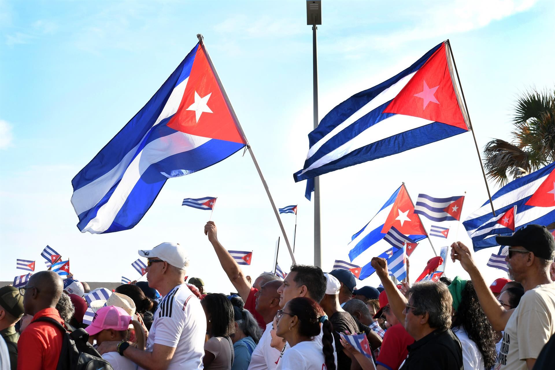 Cuba enfrenta una crisis económica y energética profunda con una caída projecteda del PBI de hasta 7,2% en 2024 (Europa Press)