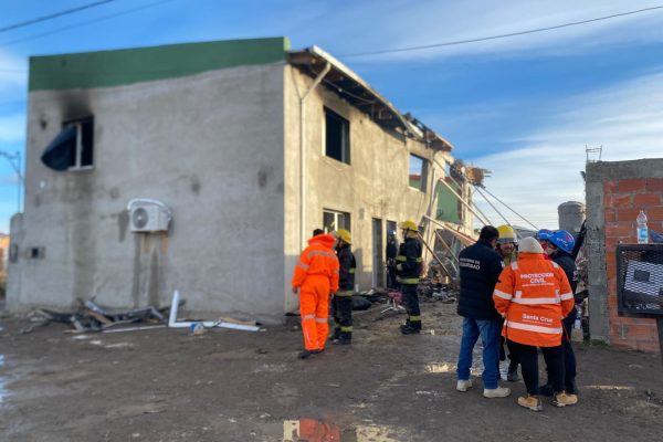 Explosión en Santa Cruz: cómo siguen los cinco internados afectados por el incendio en una vivienda
