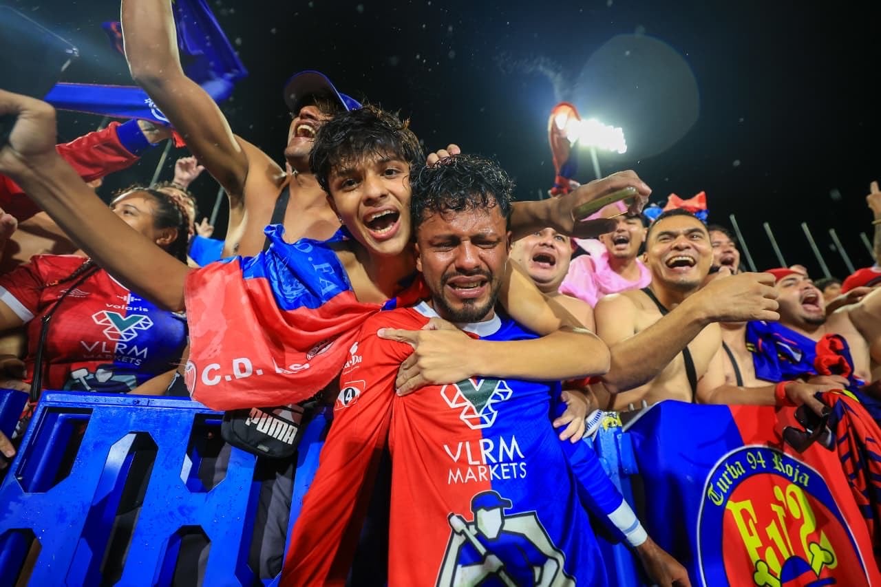 FAS hace historia, derrota a Águila y lidera el palmarés del fútbol salvadoreño