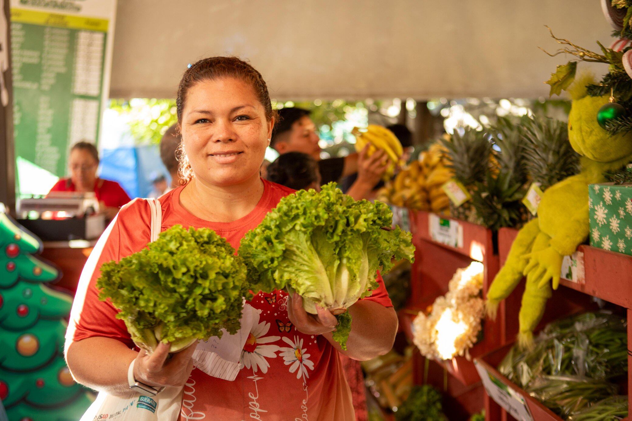 Fotogalería: agromercados salvadoreños se unen a la celebración por el día de la madre