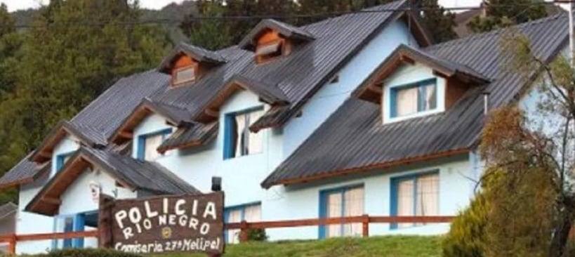 La Comisaría 27º de la Policía de Río Negro, ubicada en Melipal, centraliza la búsqueda de Corte (Facebook)