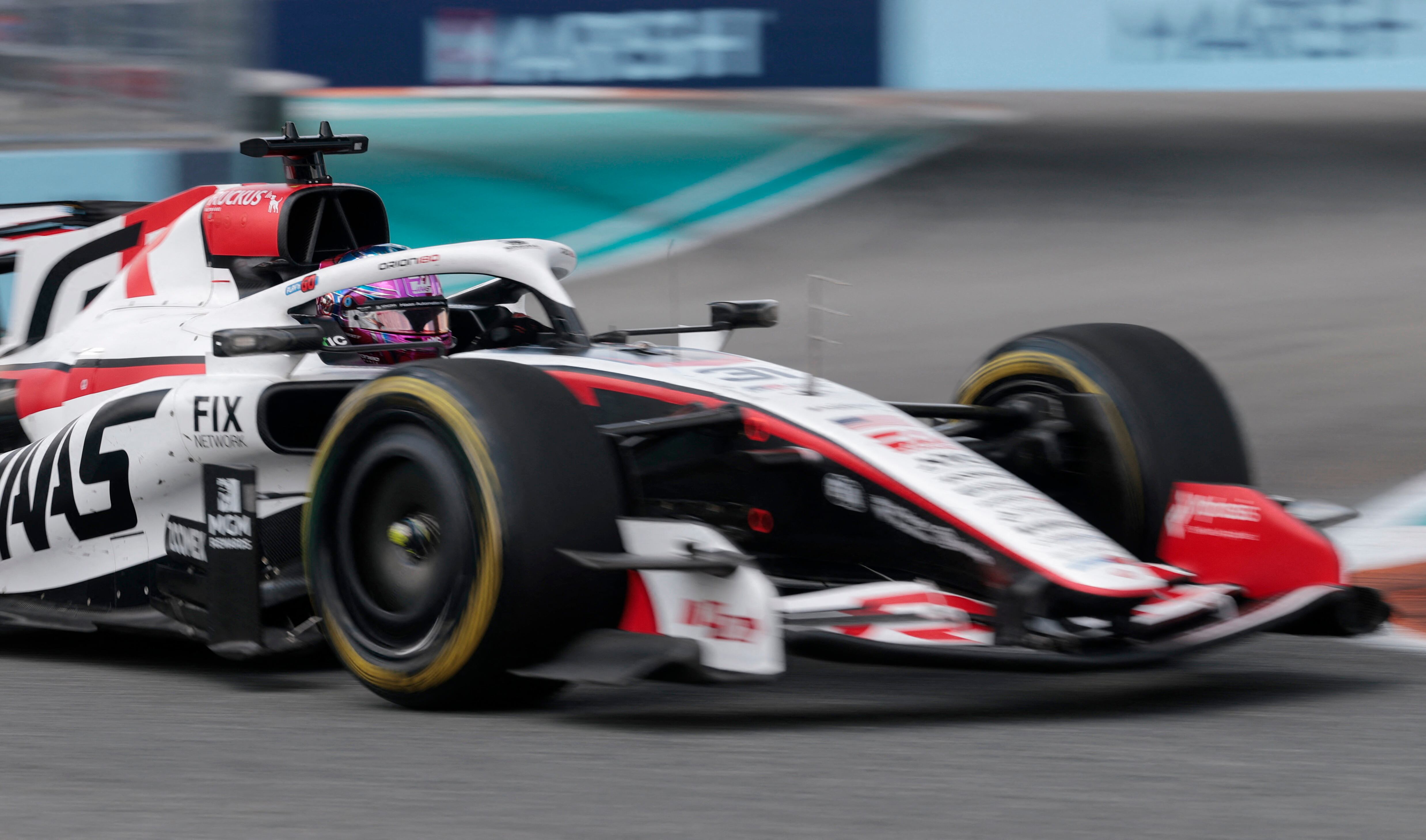 Los monoplazas de Haas tienen como principal patrocinante a Toyota Gazoo Racing (REUTERS/Brian Snyder)