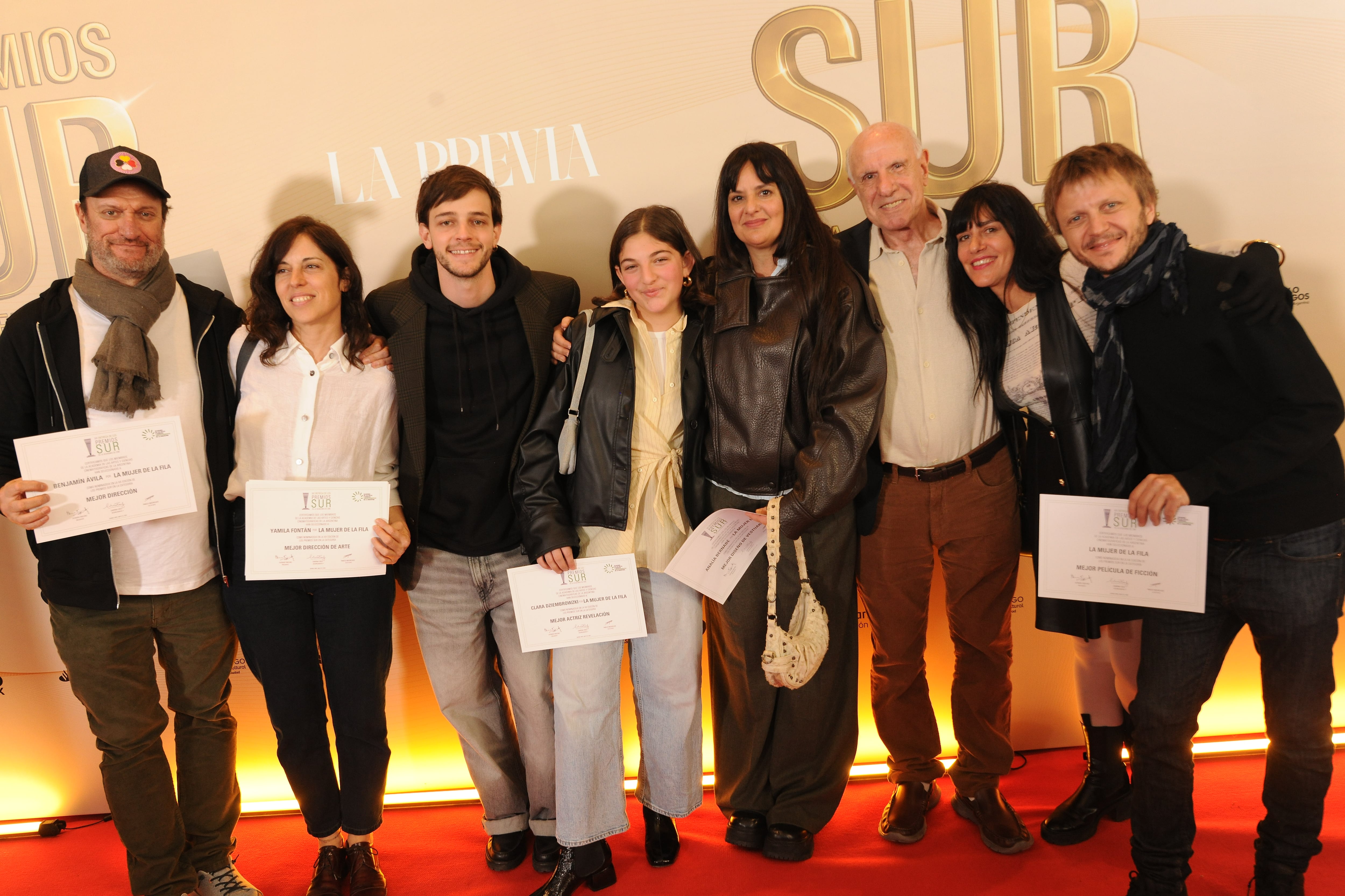 Nominados a los Premios Sur con sus diplomas