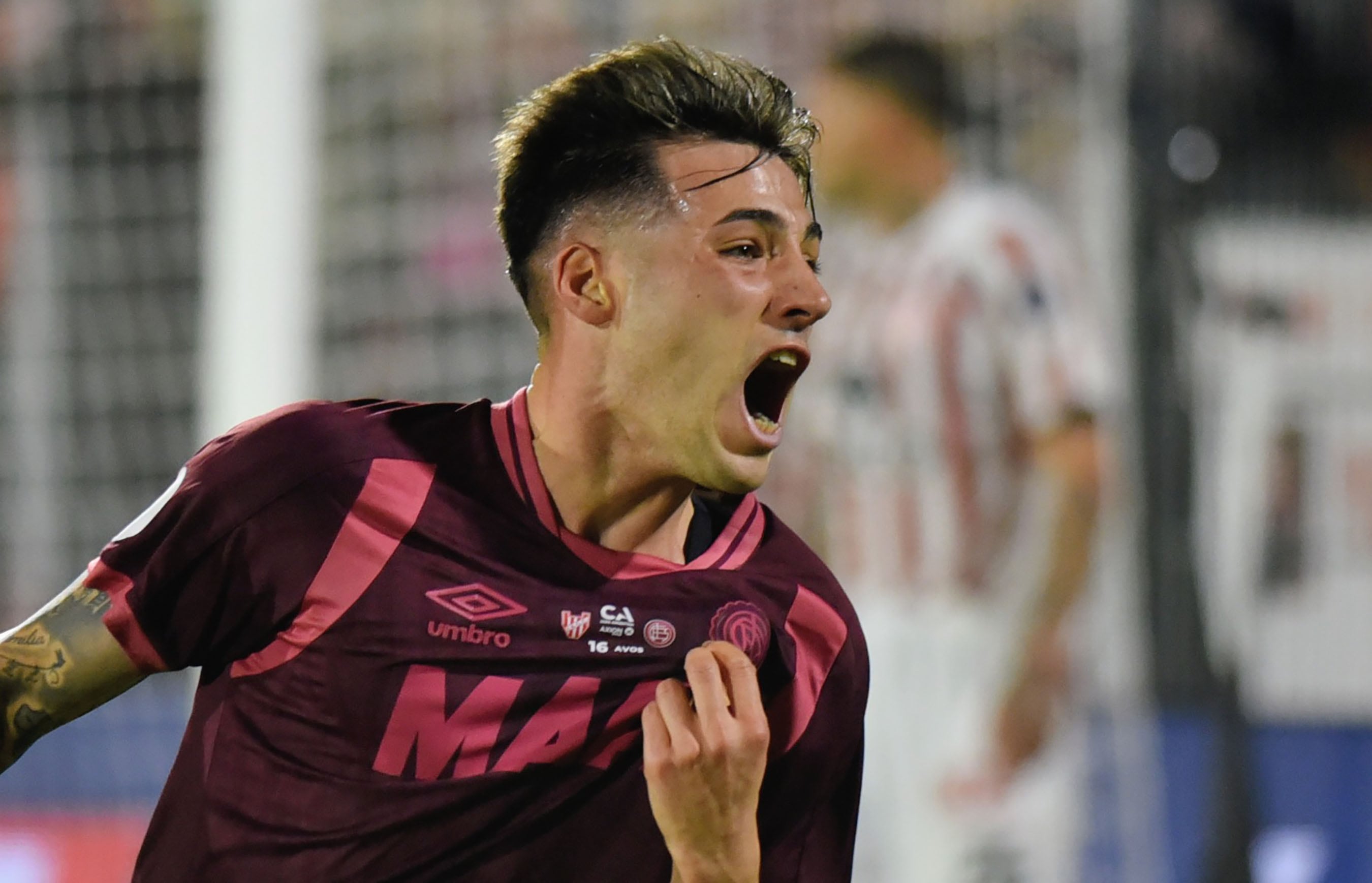 Una patada de Lucas Besozzi desató el final caliente en Copa Argentina