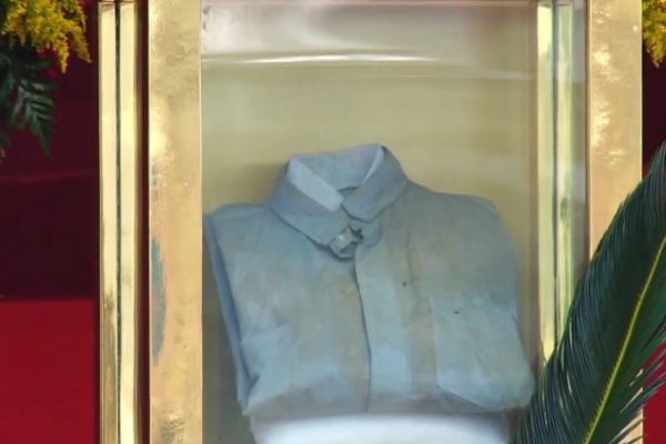La camisa ensangrentada que se volvió luz en El Salvador y en el mundo: 11 años de la beatificación de Monseñor Romero