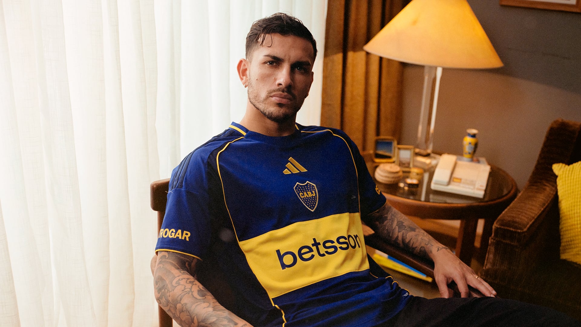 Leandro Paredes fue uno de los protagonistas de la presentación de la camiseta (Adidas)
