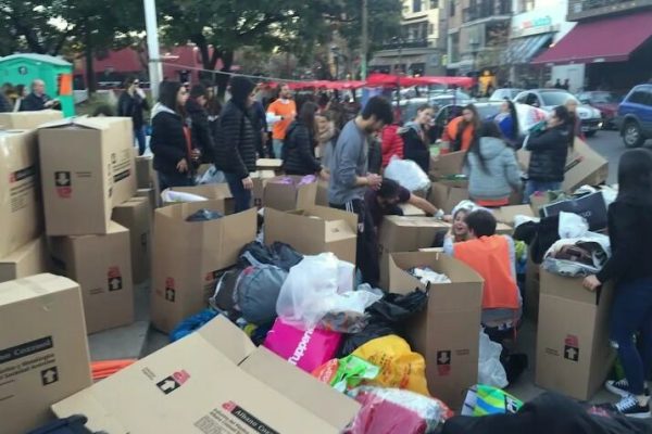 La campaña “Abriga la Ciudad” de la ONG Dar es Dar vuelve a las calles porteñas: cuándo y dónde participar
