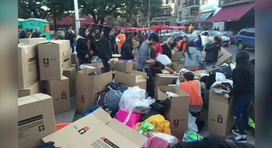 La campaña “Abriga la Ciudad” de la ONG Dar es Dar vuelve a las calles porteñas: cuándo y dónde participar