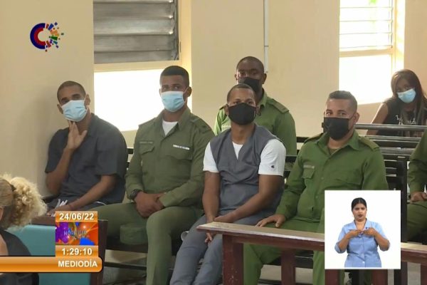 La dictadura cubana publicó una la lista de 2.010 indultados: incluye a solo un preso político
