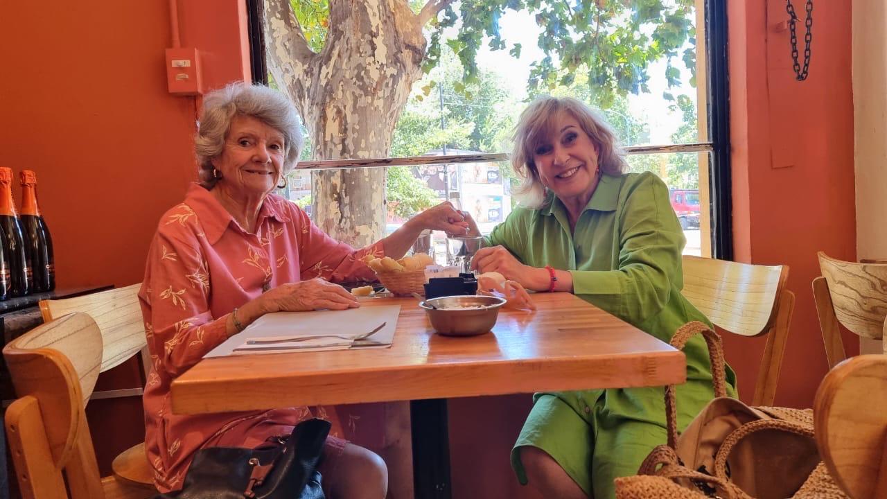 Georgina Barbarossa y Belchita, su cuñada