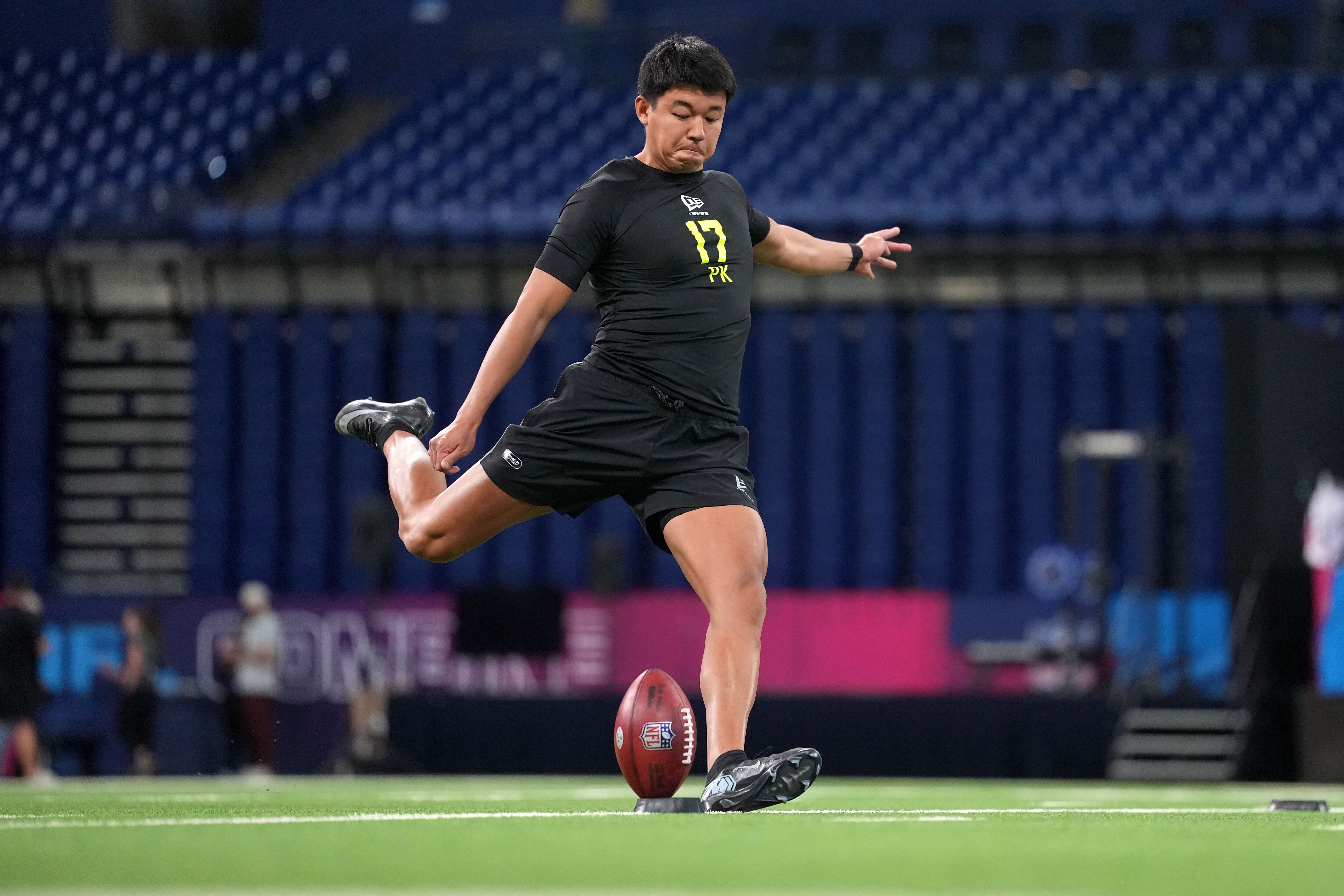El fichaje de Kansei Matsuzawa por los Las Vegas Raiders lo convierte en el primer jugador nacido en Japón en la historia de la NFL (Kirby Lee-Imagn Images)